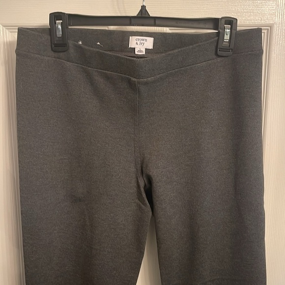 Crown and Ivy Grey Dressy Leggings - Picture 2 of 4